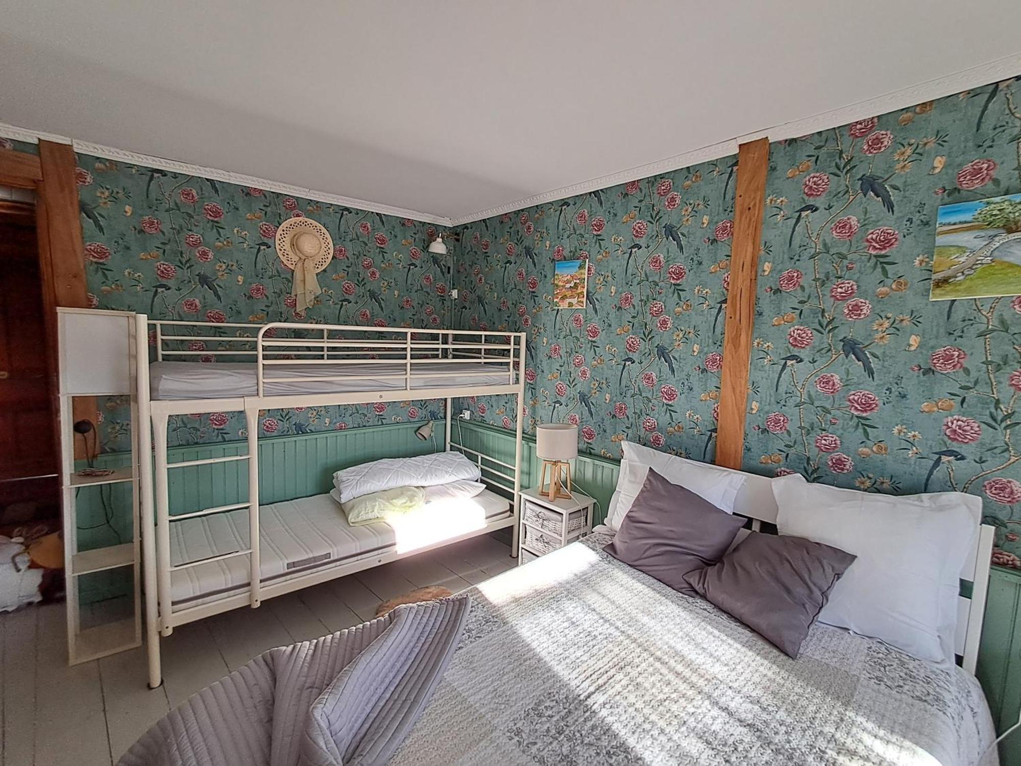 Le Relais De *
